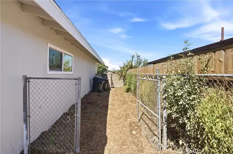 Exterior - 7617 Drummond Ave, Highland, CA 92346 photo 6 of 13