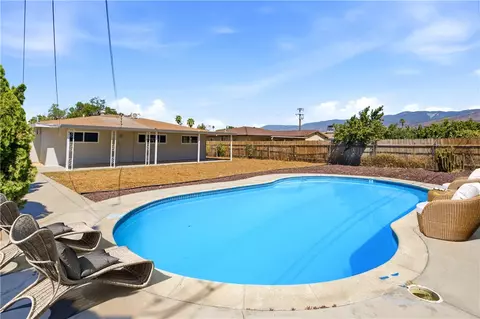 Exterior - 7617 Drummond Ave, Highland, CA 92346 photo 12 of 13
