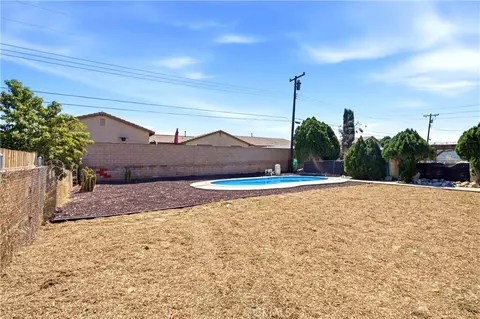 Exterior - 7617 Drummond Ave, Highland, CA 92346 photo 8 of 13