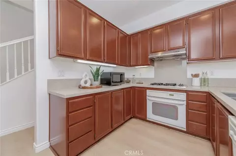Kitchen - 24 Daffodil, Irvine, CA 92618 photo 3 of 4