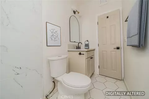 Bath - 5680 Ensenada Way, Riverside, CA 92504 photo 5 of 6