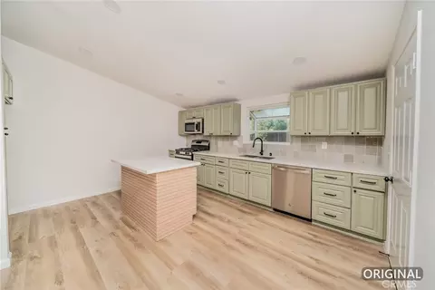 Kitchen - 5680 Ensenada Way, Riverside, CA 92504 photo 2 of 3