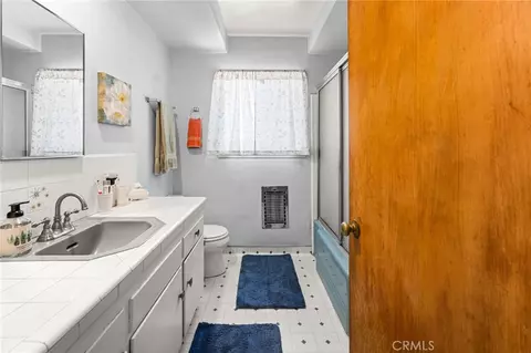 Bath - 1521 S 3rd Ave, Arcadia, CA 91006 photo 2 of 2