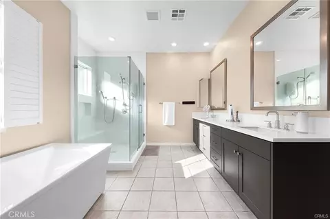 Bath - 115 Frame, Irvine, CA 92618 photo 1 of 3