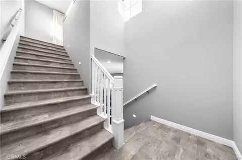 Entry Way - 115 Frame, Irvine, CA 92618 photo 5 of 6