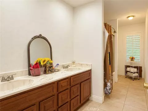 Bath - 18289 Northstar, Riverside, CA 92508 photo 2 of 4
