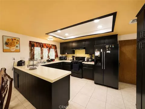 Kitchen - 18289 Northstar, Riverside, CA 92508 photo 1 of 1