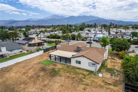 View/Area - 12806 7th, Yucaipa, CA 92399 photo 3 of 6