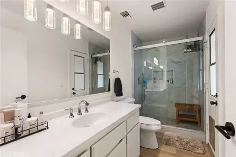 Bath - 12806 7th, Yucaipa, CA 92399 photo 5 of 5