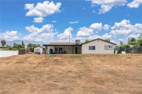 Exterior - 12806 7th, Yucaipa, CA 92399 photo 6 of 7