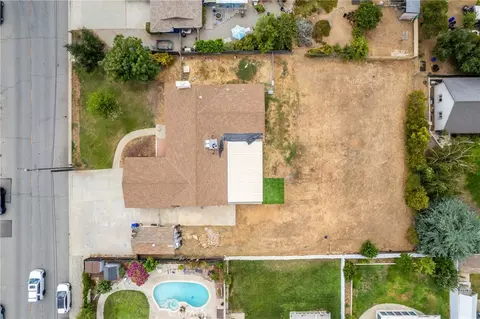 View/Area - 12806 7th, Yucaipa, CA 92399 photo 2 of 6