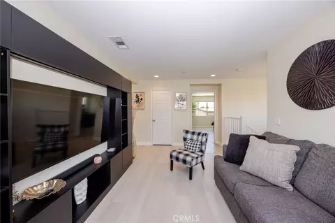 Entry Way - 2229 Opal St, Banning, CA 92220 photo 6 of 6