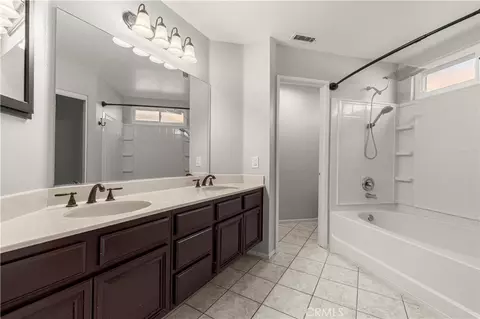 Bath - 40294 Mimulus Way, Temecula, CA 92591 photo 1 of 3
