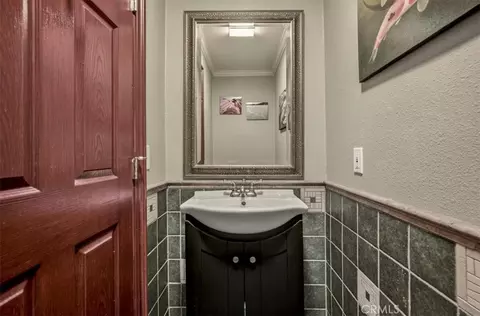 Bath - 7865 Layton, Rancho Cucamonga, CA 91730 photo 2 of 8