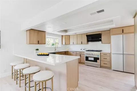 Kitchen - 142 Crescent Glen Dr, Glendora, CA 91741 photo 1 of 4