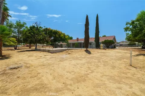 Exterior - 20150 Myron, Perris, CA 92570 photo 4 of 13
