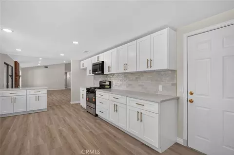 Entry Way - 20150 Myron, Perris, CA 92570 photo 2 of 3