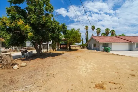 Exterior - 20150 Myron, Perris, CA 92570 photo 9 of 13