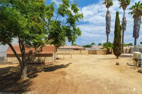 Exterior - 20150 Myron, Perris, CA 92570 photo 10 of 13