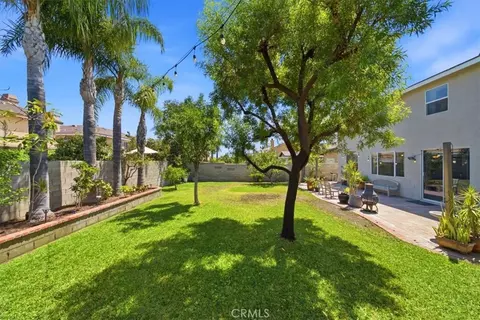 Exterior - 7245 Andrea, Fontana, CA 92336 photo 7 of 10