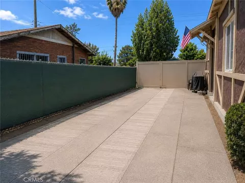 210 E 9th, San Bernardino, CA 92410 photo 3