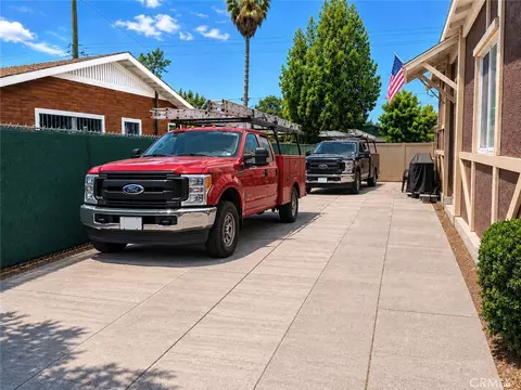 210 E 9th, San Bernardino, CA 92410 photo 5