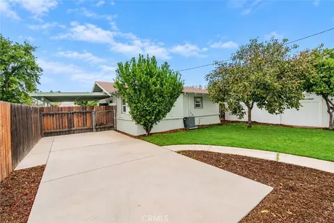 Exterior - 4474 Highland Pl, Riverside, CA 92506 photo 2 of 6