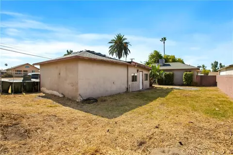 Exterior - 17292 Owen St, Fontana, CA 92335 photo 7 of 7