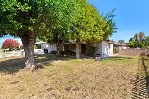 Exterior - 17292 Owen St, Fontana, CA 92335 photo 2 of 7