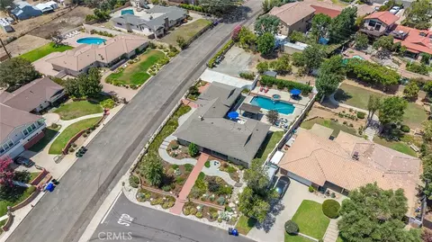 View/Area - 2439 Ocean Vw, Upland, CA 91784 photo 3 of 8