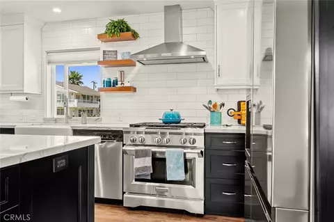 Kitchen - 2439 Ocean Vw, Upland, CA 91784 photo 3 of 7