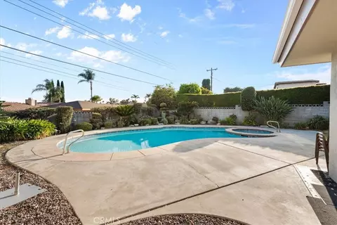Exterior - 878 W Buffington St, Upland, CA 91784 photo 3 of 7