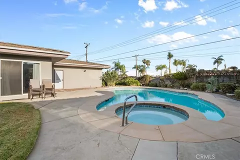 Exterior - 878 W Buffington St, Upland, CA 91784 photo 6 of 7