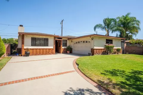 347 W Alcross, Covina, CA 91722