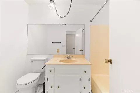 Bath - 36904 103rd E, Littlerock, CA 93543 photo 2 of 4