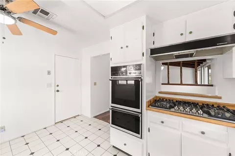 Kitchen - 36904 103rd E, Littlerock, CA 93543 photo 4 of 4