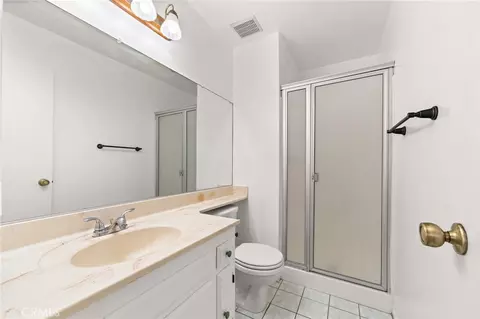 Bath - 36904 103rd E, Littlerock, CA 93543 photo 4 of 4