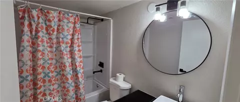 Bath - 1846 E Milling, Lancaster, CA 93535 photo 6 of 7