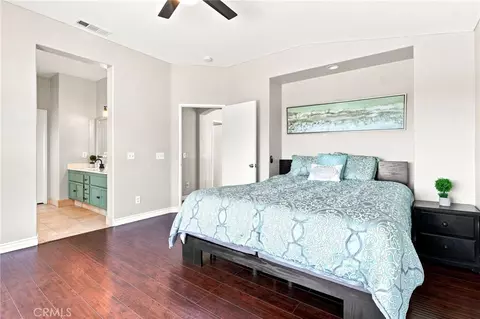 Bedroom - 17892 Spring Hl, Riverside, CA 92503 photo 2 of 5