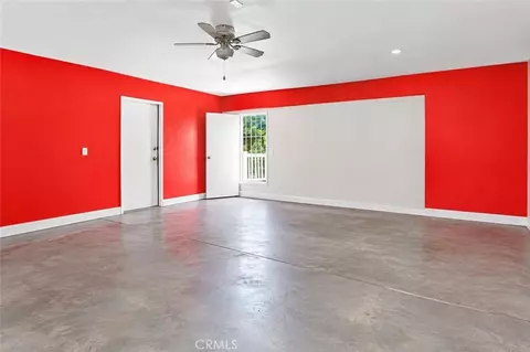 Living - 17892 Spring Hl, Riverside, CA 92503 photo 10 of 10