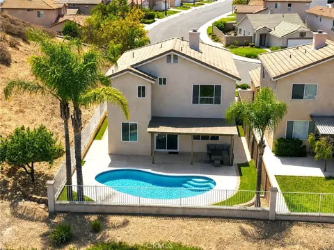 View/Area - 17892 Spring Hl, Riverside, CA 92503 photo 2 of 5