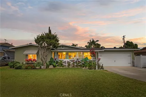 128 N Walnuthaven Dr, West Covina, CA 91790