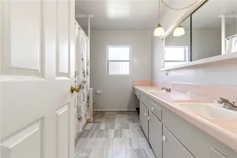 Bath - 10731 Wright, South Gate, CA 90280 photo 5 of 5