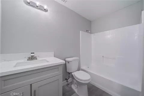 Bath - 18358 Catalpa, Hesperia, CA 92345 photo 1 of 3