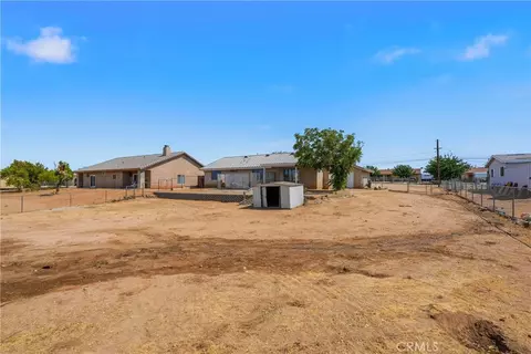 Exterior - 18358 Catalpa, Hesperia, CA 92345 photo 4 of 6