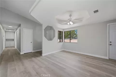 Entry Way - 18358 Catalpa, Hesperia, CA 92345 photo 1 of 4