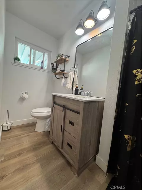 Bath - 1504 Eucalyptus, Highland, CA 92346 photo 5 of 5
