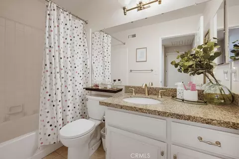 Bath - 2253 Jasmine Ave, Upland, CA 91784 photo 4 of 4