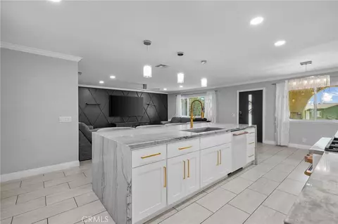 Kitchen - 9954 Albany, Rancho Cucamonga, CA 91701 photo 5 of 5