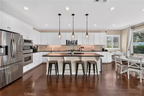Kitchen - 7092 Leighton Dr, Eastvale, CA 92880 photo 2 of 5